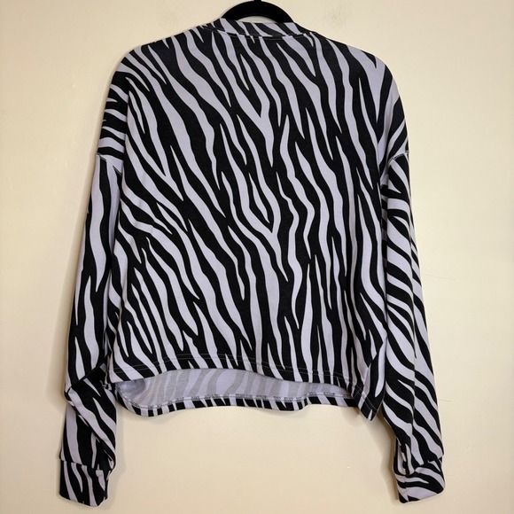 Nike Zebra Print Long Sleeve Cropped Sweatshirt Pullover Top Black White M - Picture 5 of 5